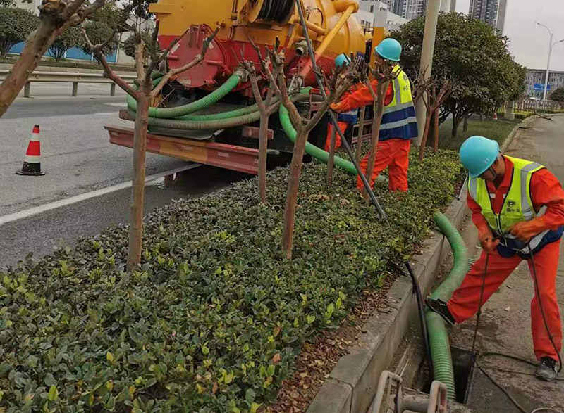青秀市政管道清淤